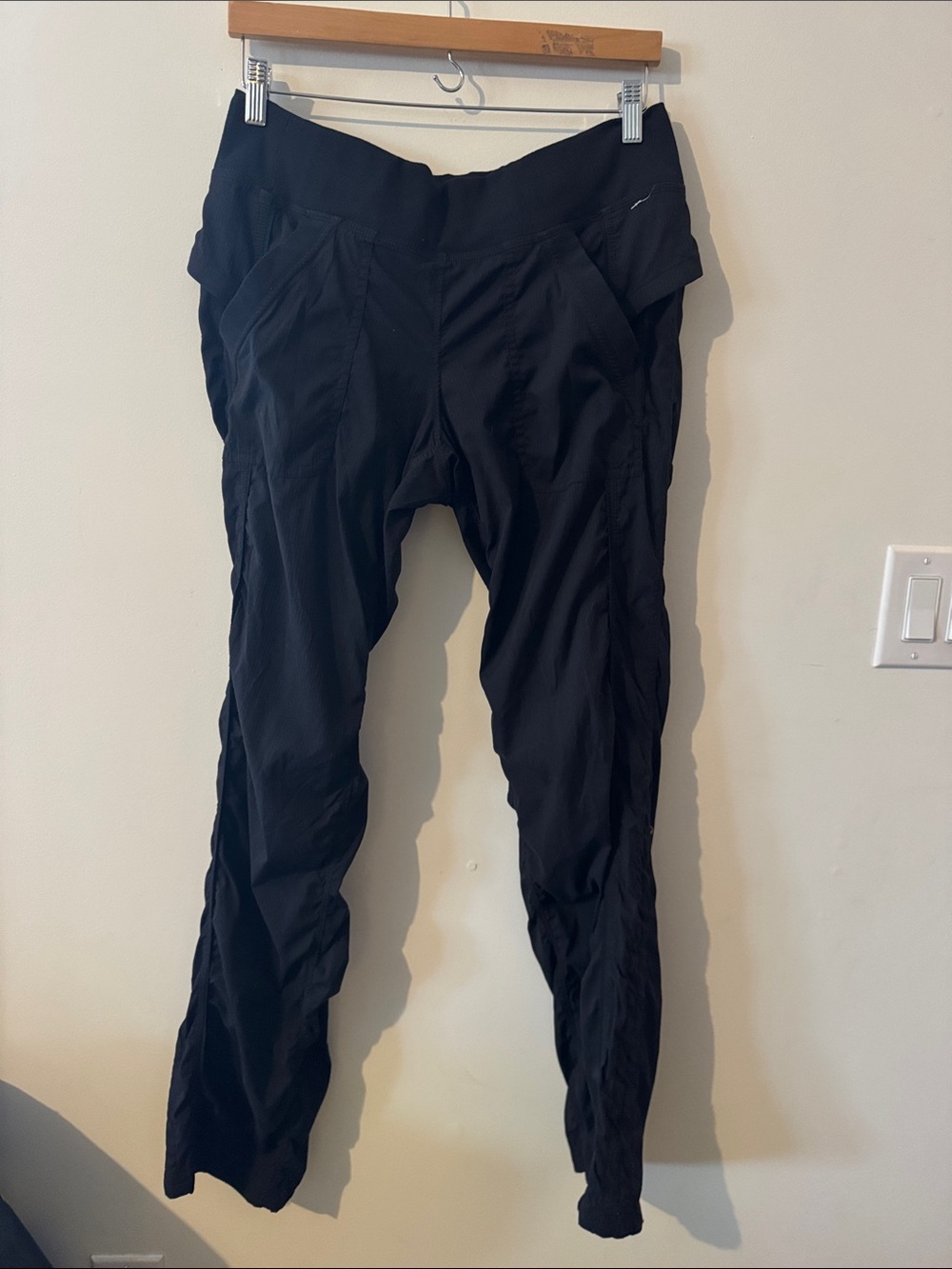 lululemon dance studio jogging pants